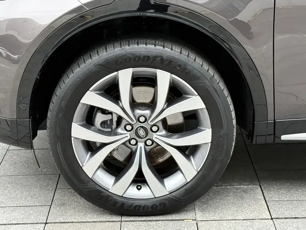 Land Rover Discovery Sport — фото 9