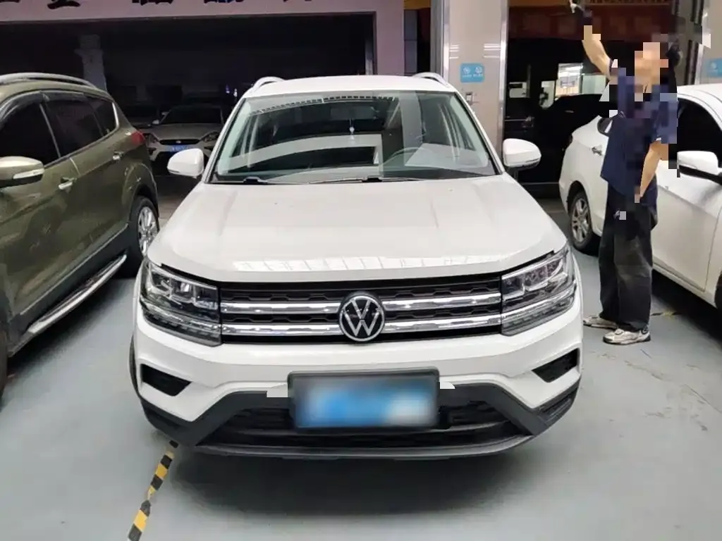 Volkswagen Tharu — фото 6