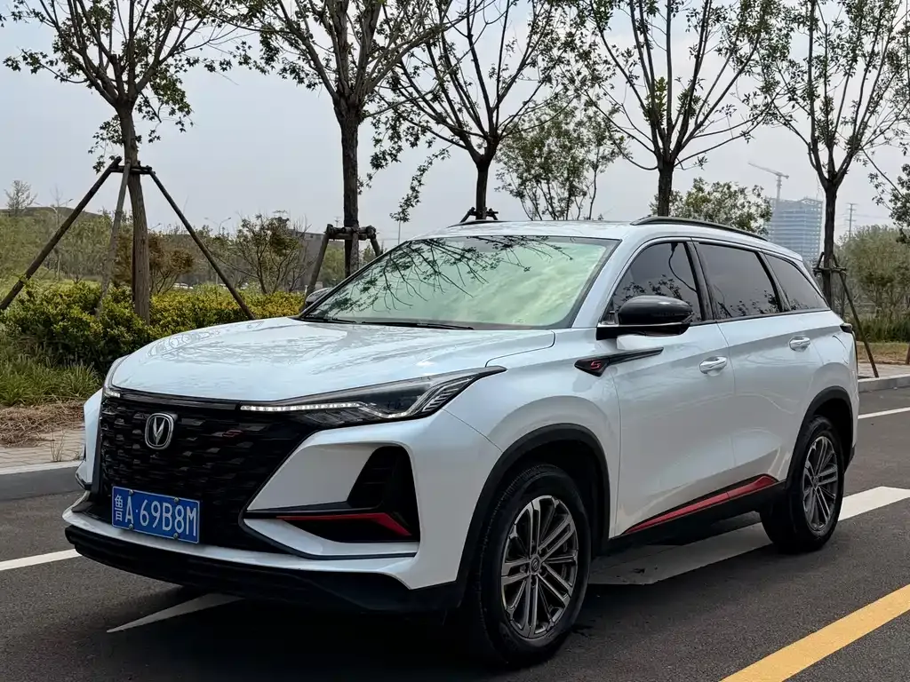 Changan CS75 — фото 1
