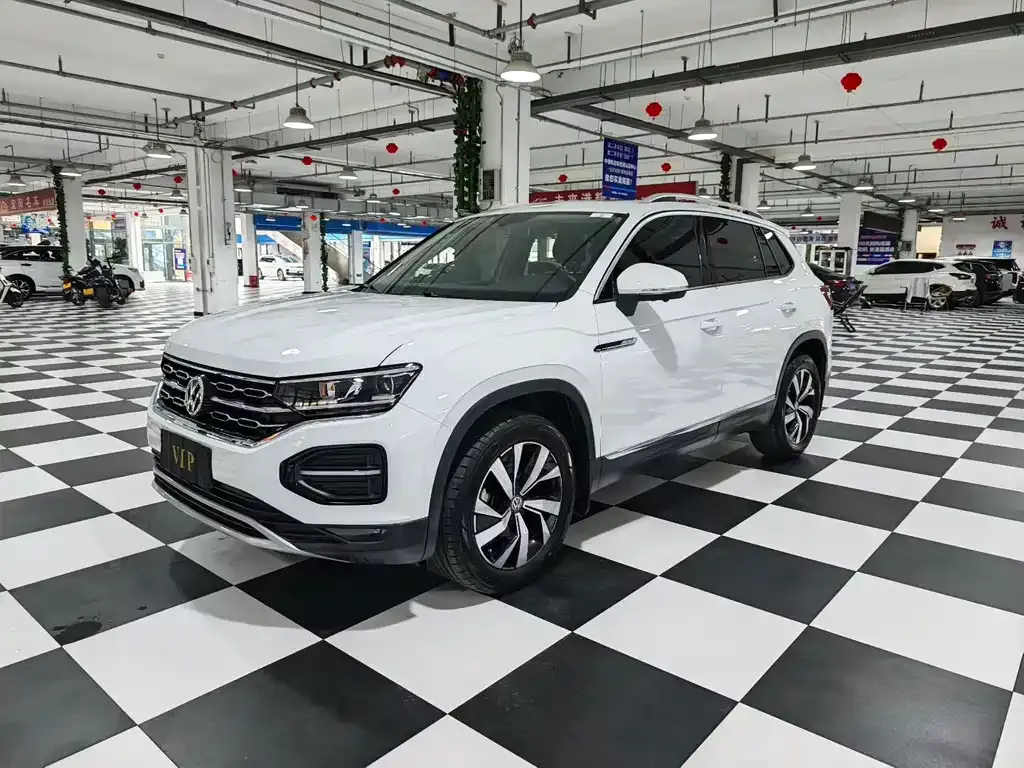 Volkswagen Tayron — фото 1