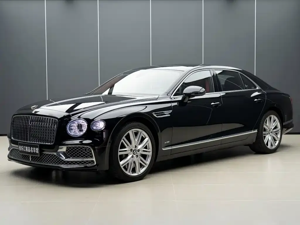 Bentley Flying Spur — фото 1