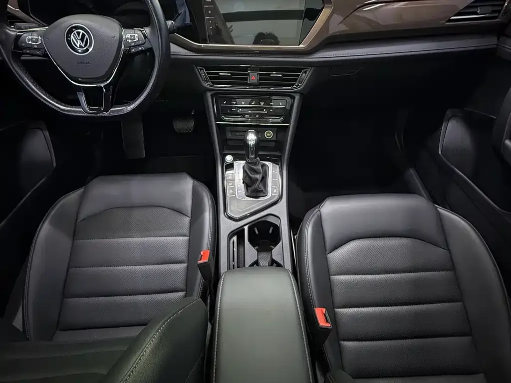 Volkswagen Tharu — фото 4