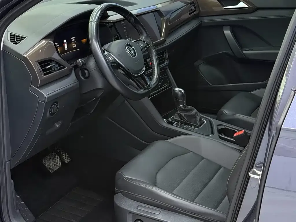 Volkswagen Tharu — фото 10