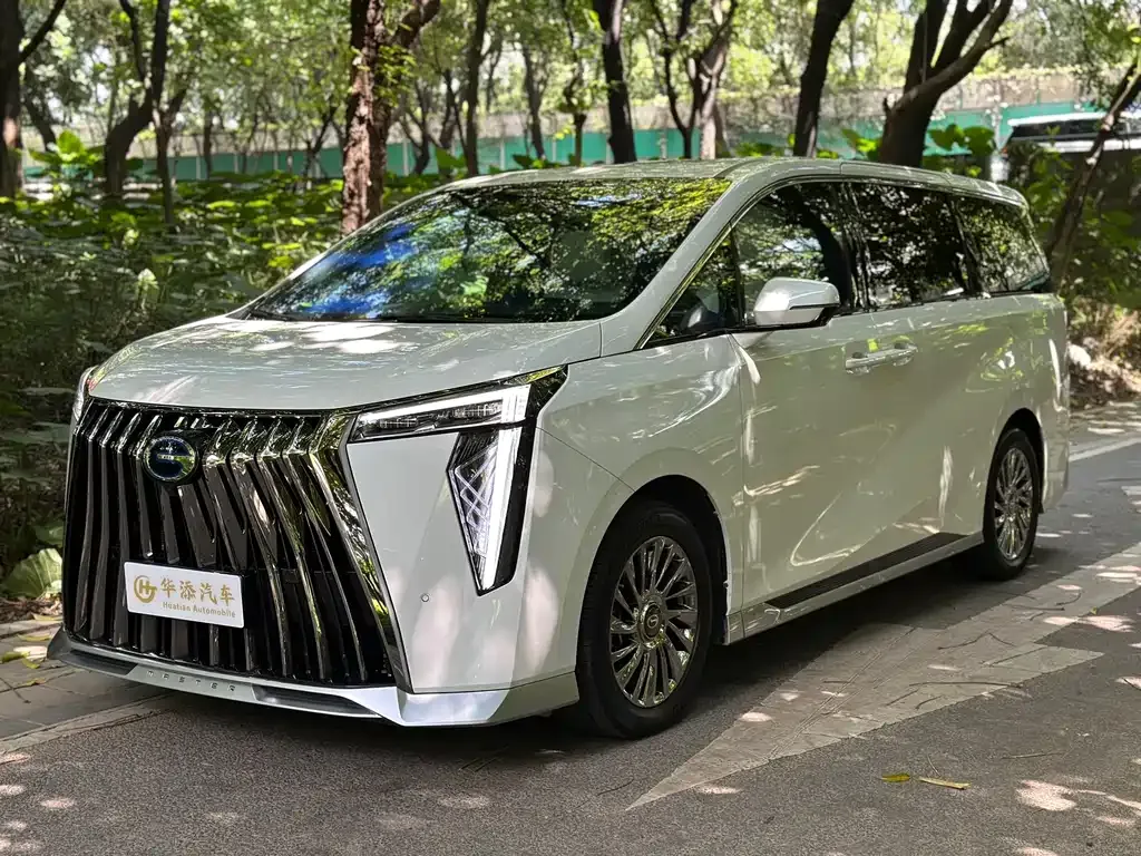 GAC Motor Trumpchi M8 — фото 1