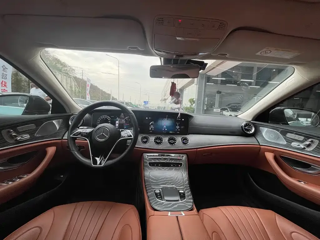 Mercedes-Benz CLS — фото 7