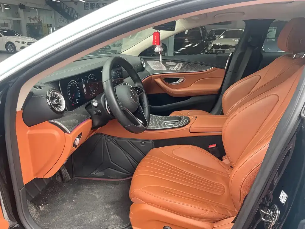 Mercedes-Benz CLS — фото 10