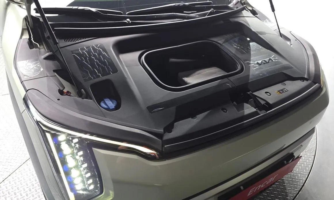 Kia EV3 — фото 9