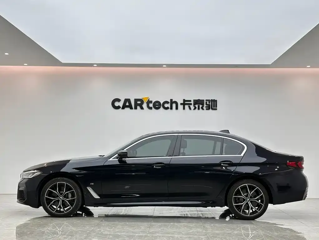 BMW 5 Series — фото 2