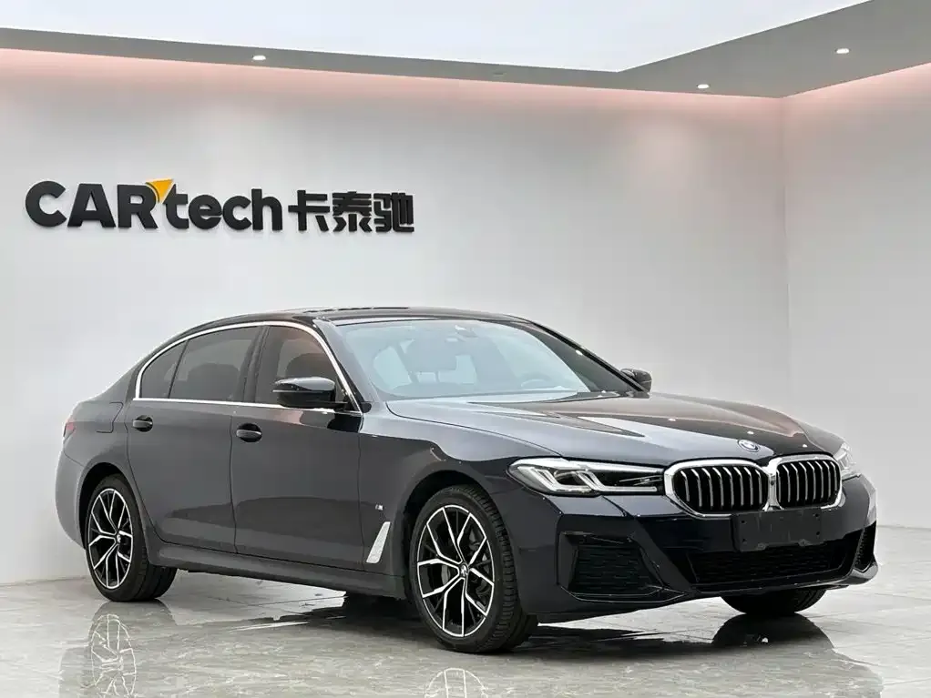 BMW 5 Series — фото 4