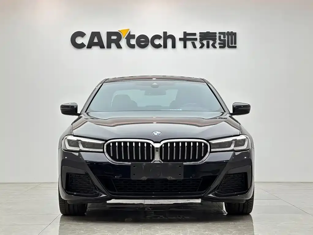 BMW 5 Series — фото 3