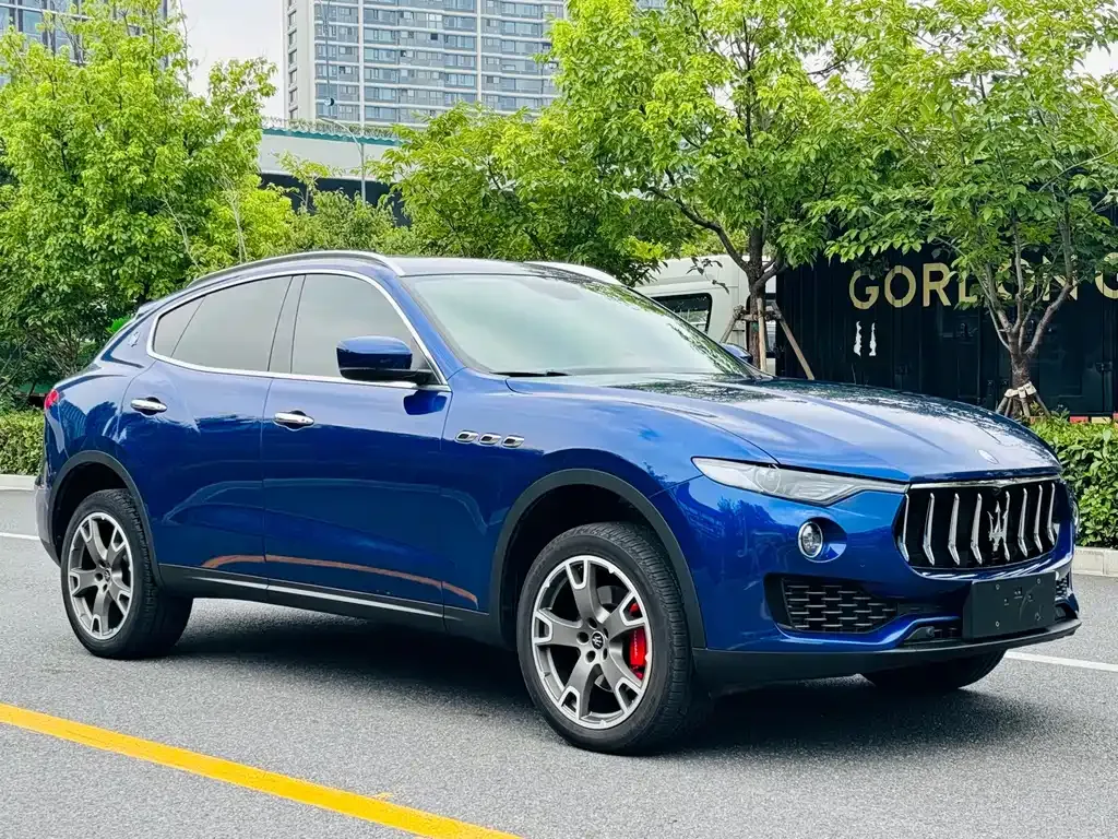 Maserati Levante — фото 9