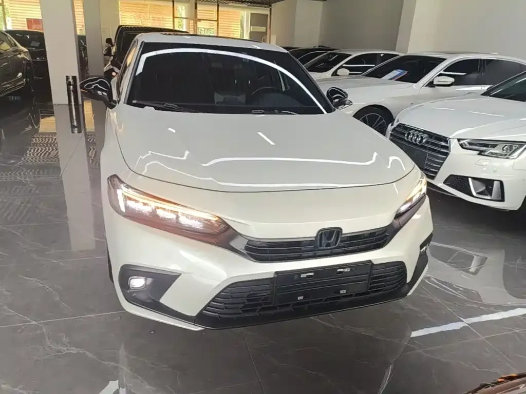 Honda Civic — фото 6