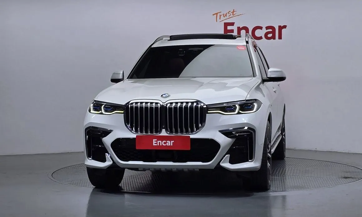 BMW X7 — фото 2