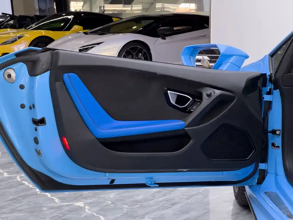 Lamborghini Huracan — фото 10