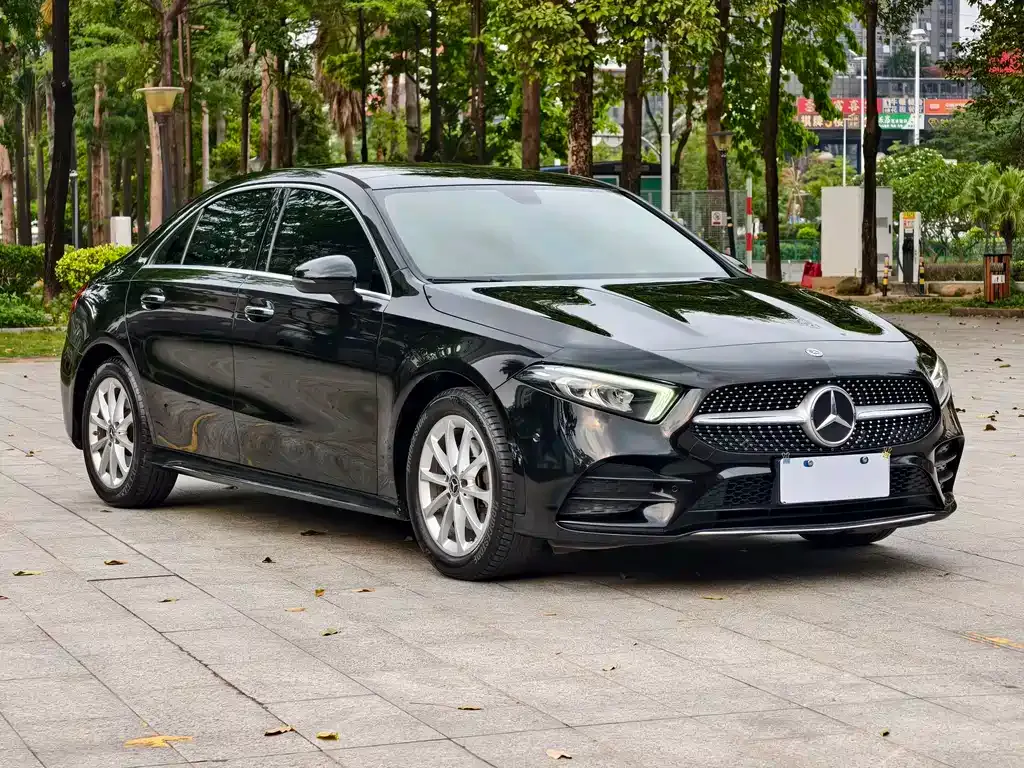 Mercedes-Benz A-Class — фото 10