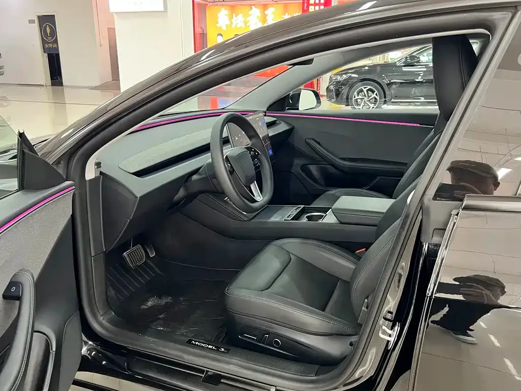 Tesla Model 3 — фото 6