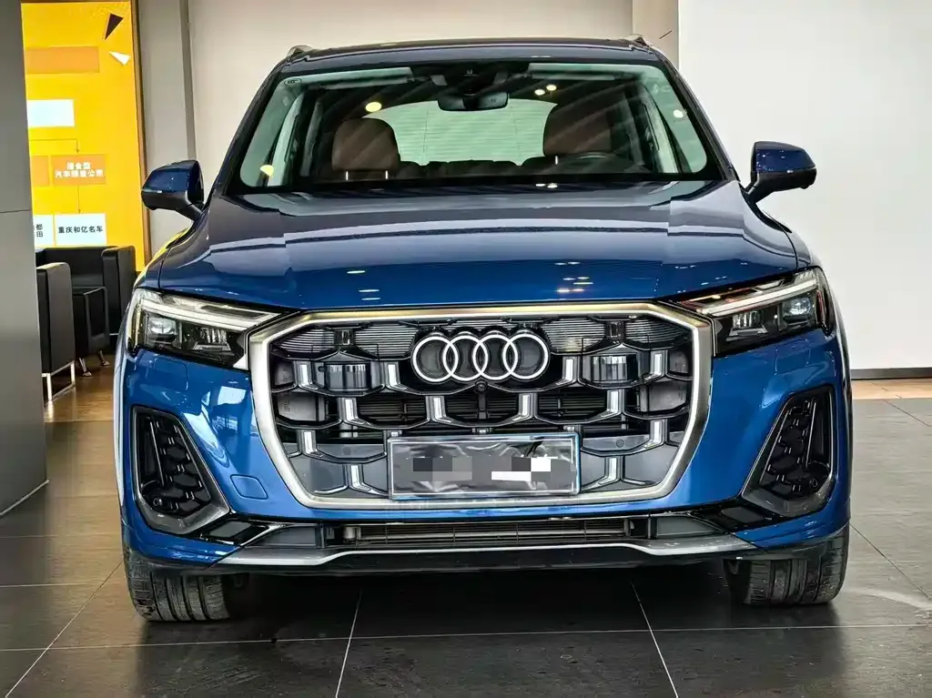 Audi Q7 — фото 6