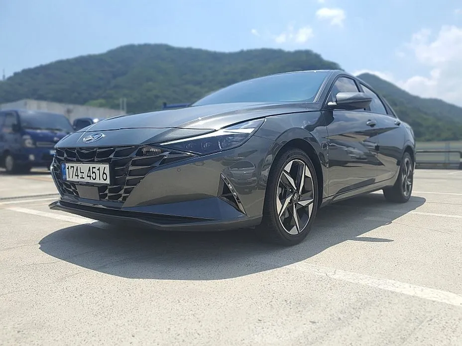 Hyundai AVANTE — фото 4