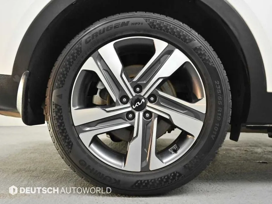Kia Sorento — фото 6