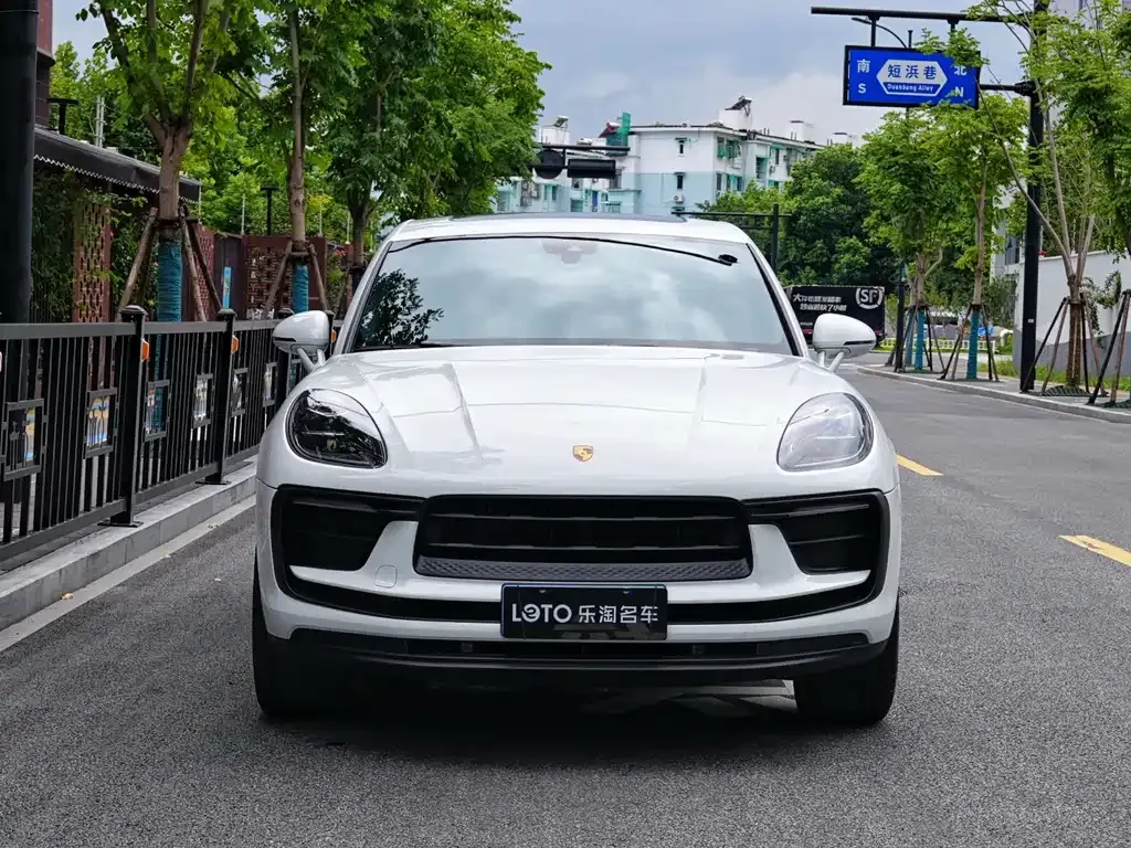 Porsche Macan — фото 10