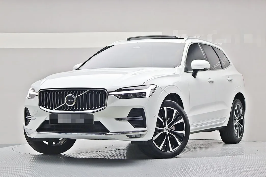 Volvo XC60 — фото 1