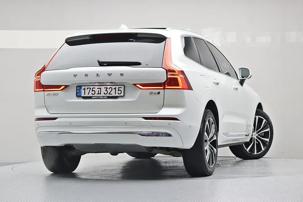 Volvo XC60 — фото 3