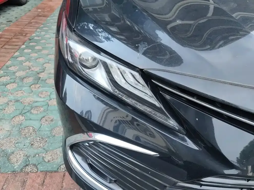 Toyota Camry — фото 6