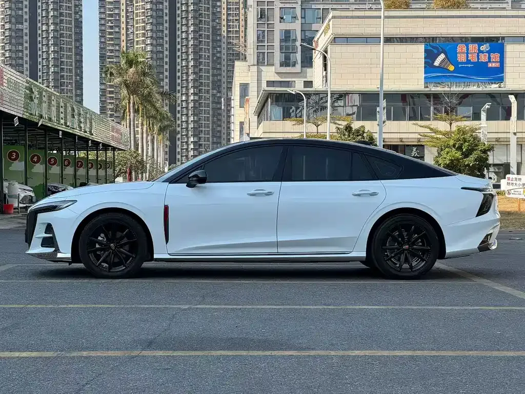 Hongqi H6 — фото 8