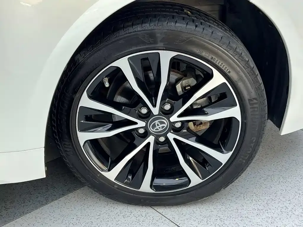 Toyota Levin — фото 10