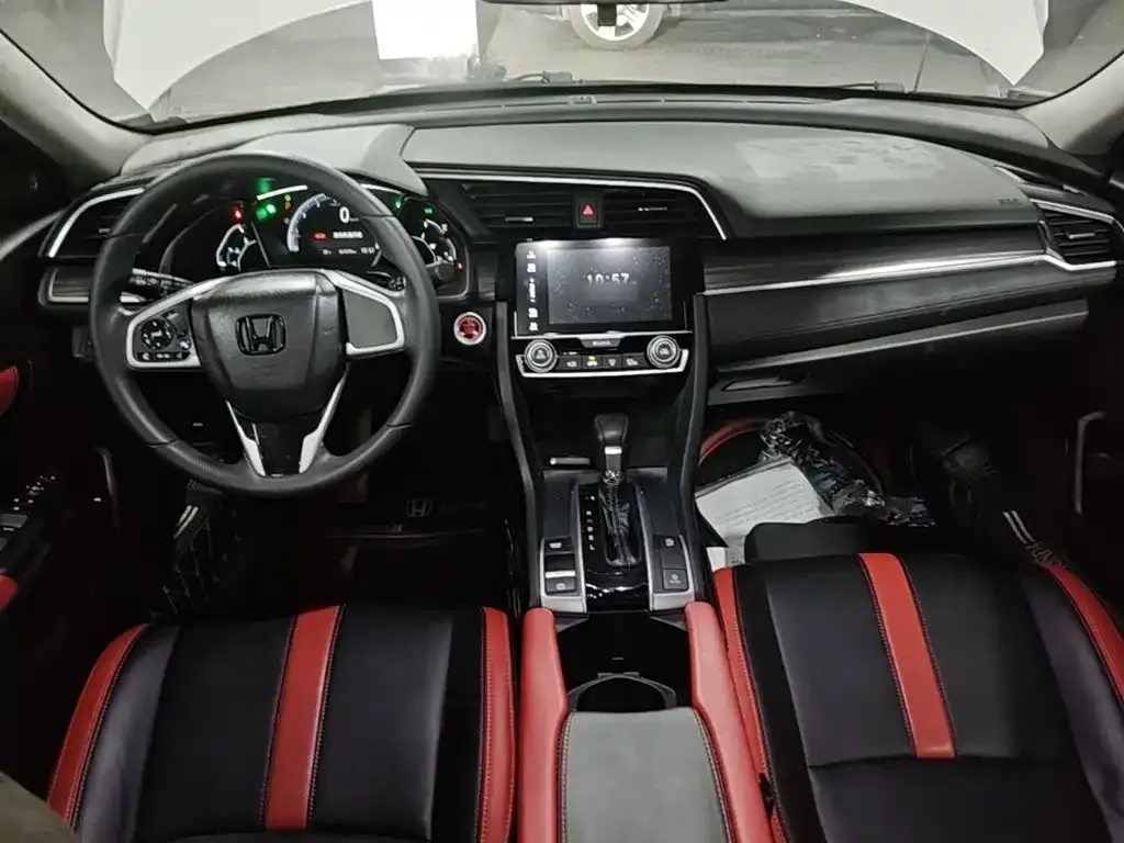 Honda Civic — фото 7