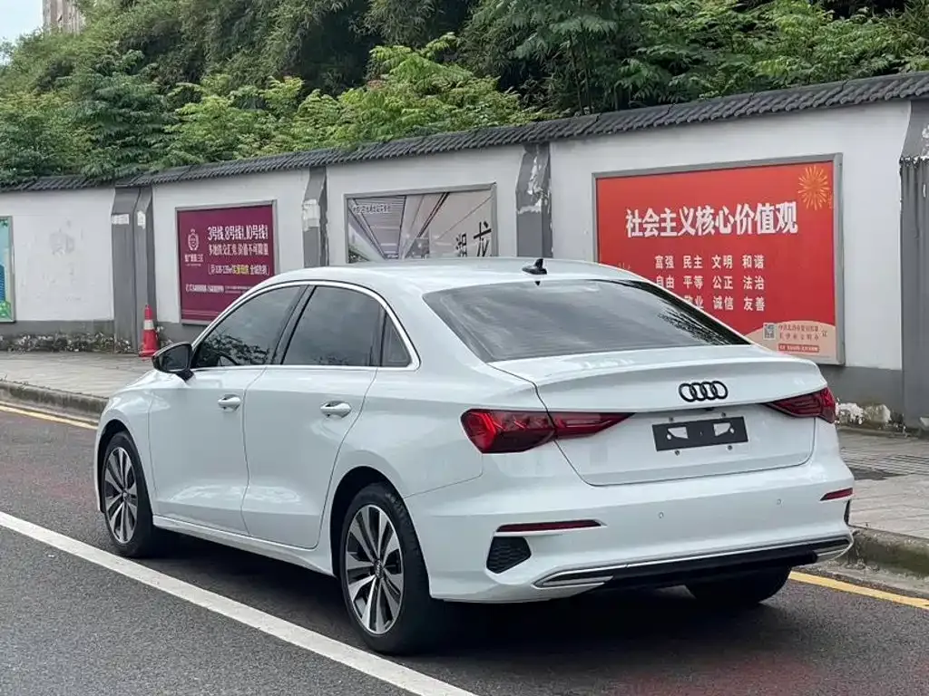 Audi A3 — фото 2