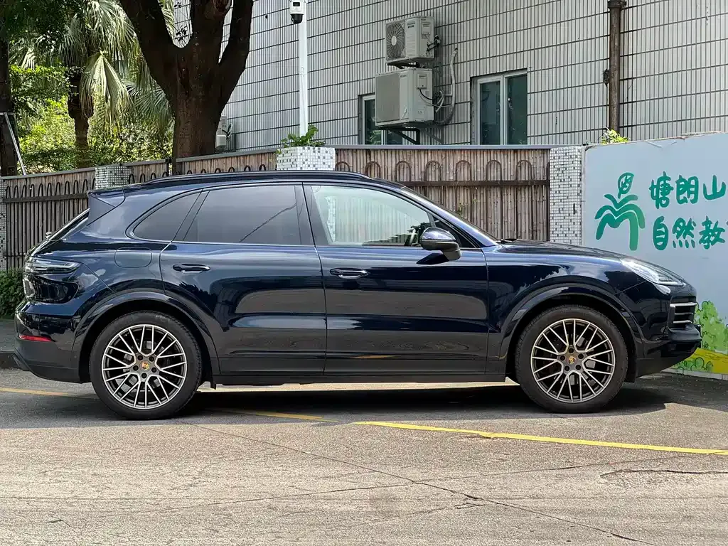Porsche Cayenne — фото 3