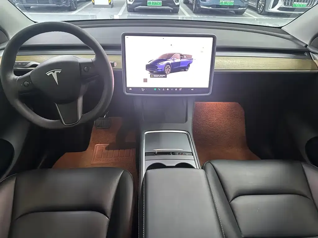 Tesla Model Y — фото 2