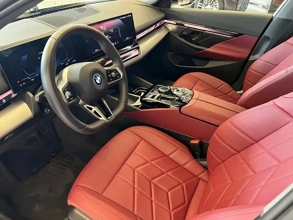 BMW i5 — фото 7