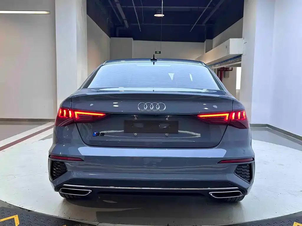 Audi A3 — фото 2