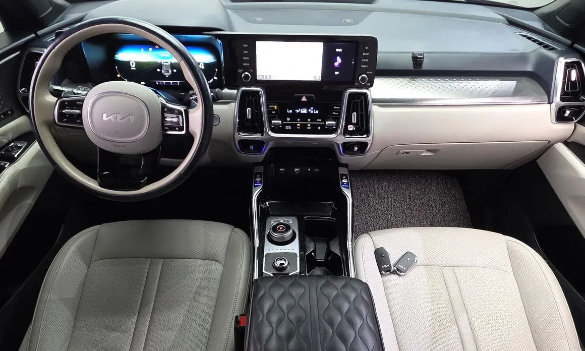Kia Sorento — фото 7