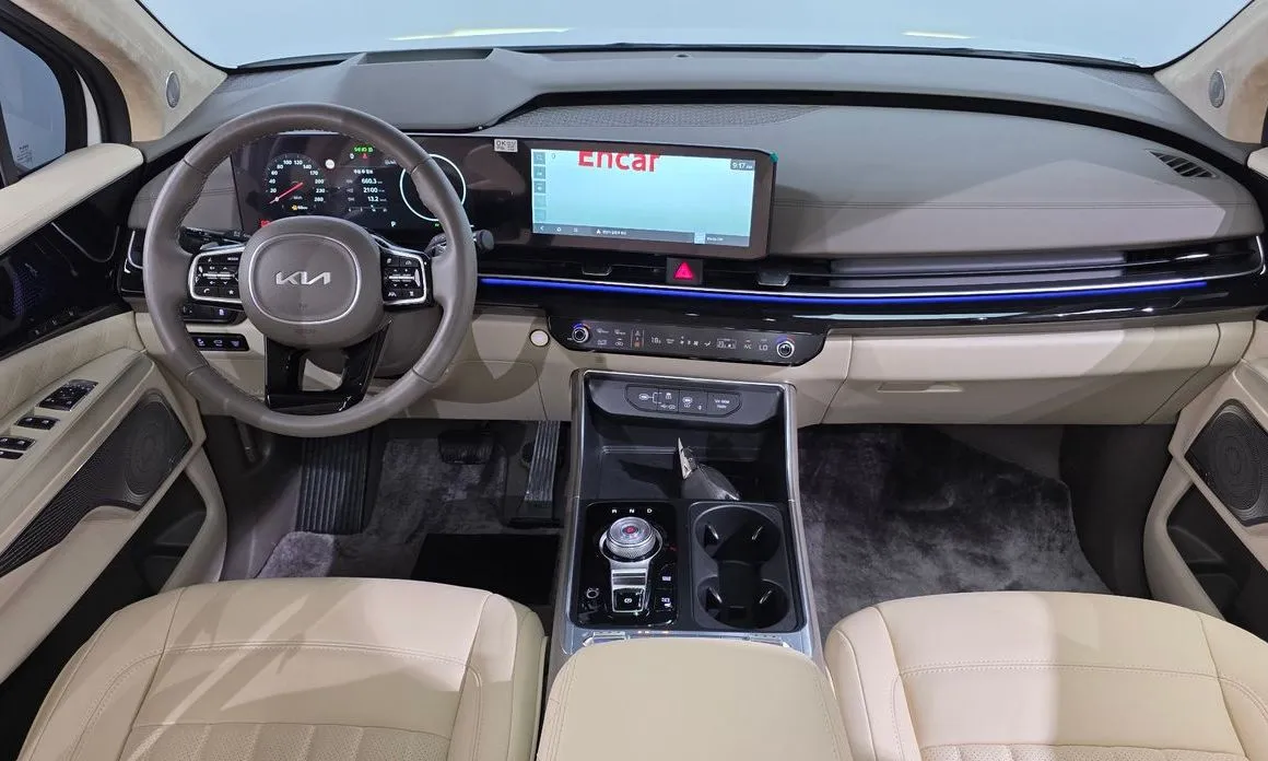 Kia Carnival — фото 10