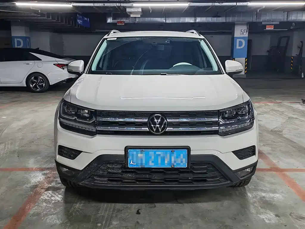 Volkswagen Tharu — фото 1