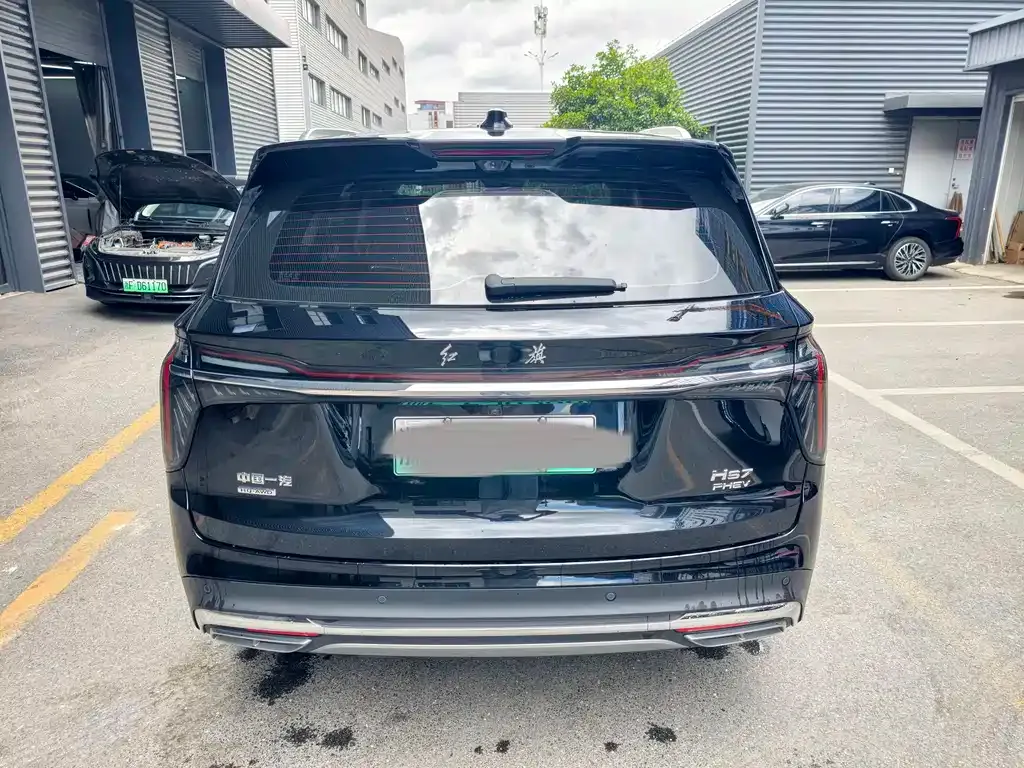Hongqi HS7 PHEV — фото 8