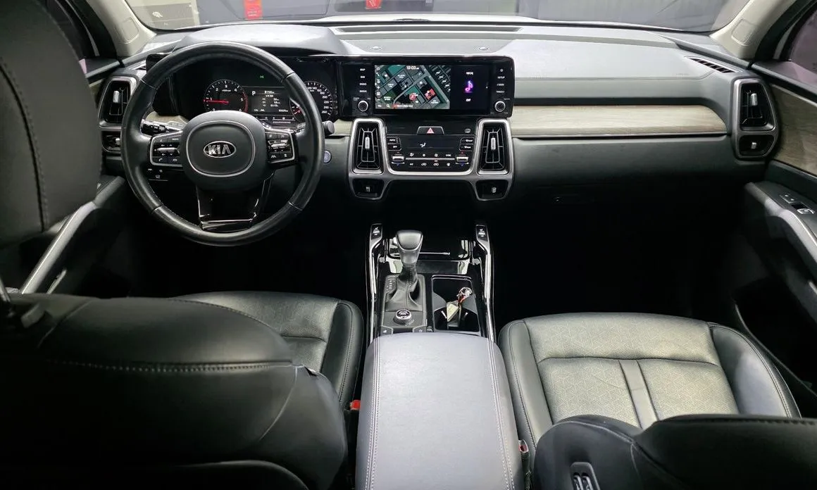 Kia Sorento — фото 4