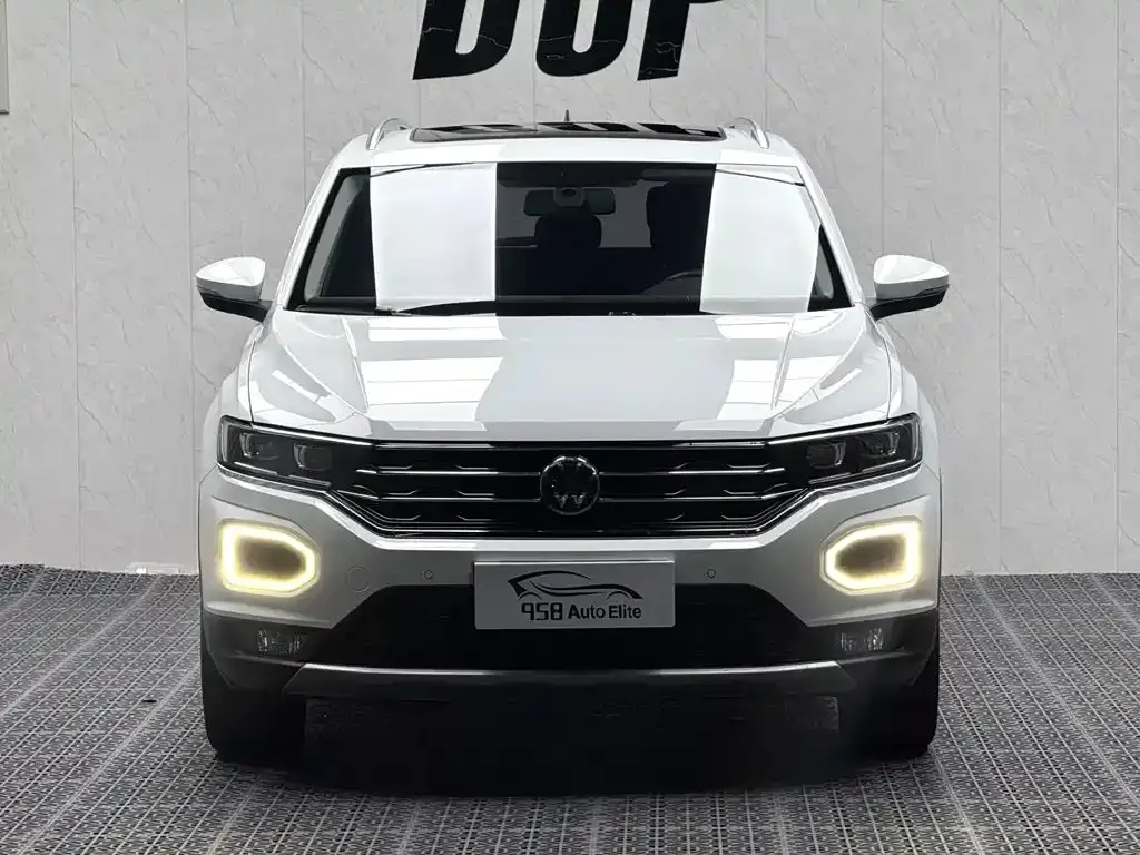 Volkswagen T-Roc — фото 8