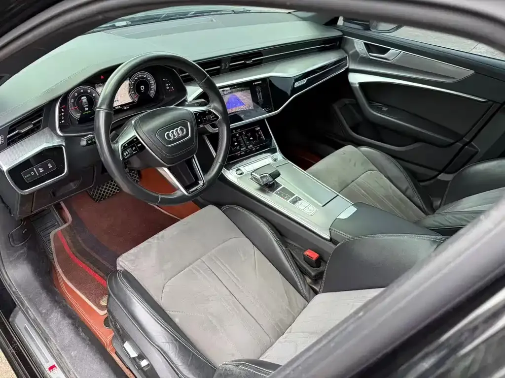 Audi A6L — фото 10