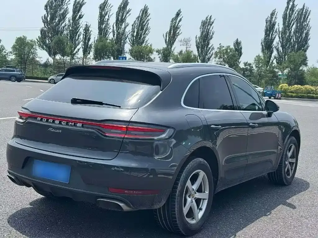Porsche Macan — фото 9