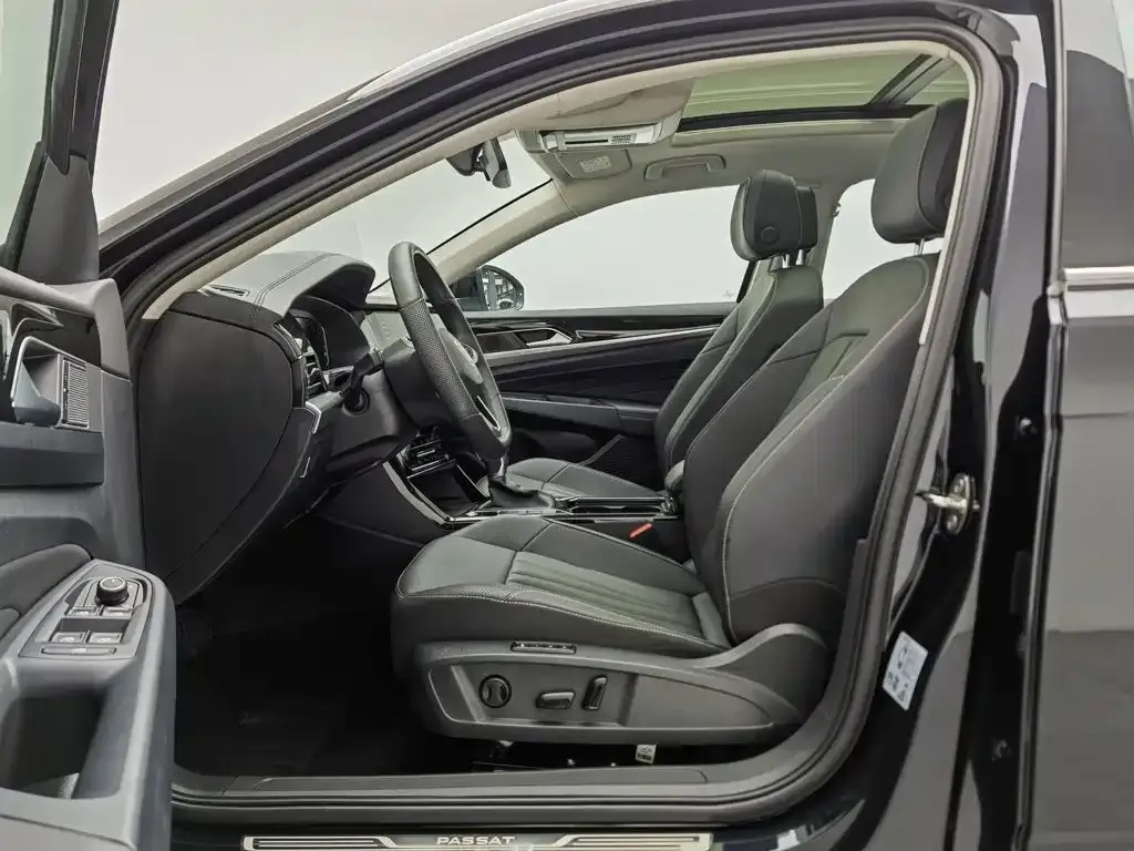 Volkswagen Passat — фото 8