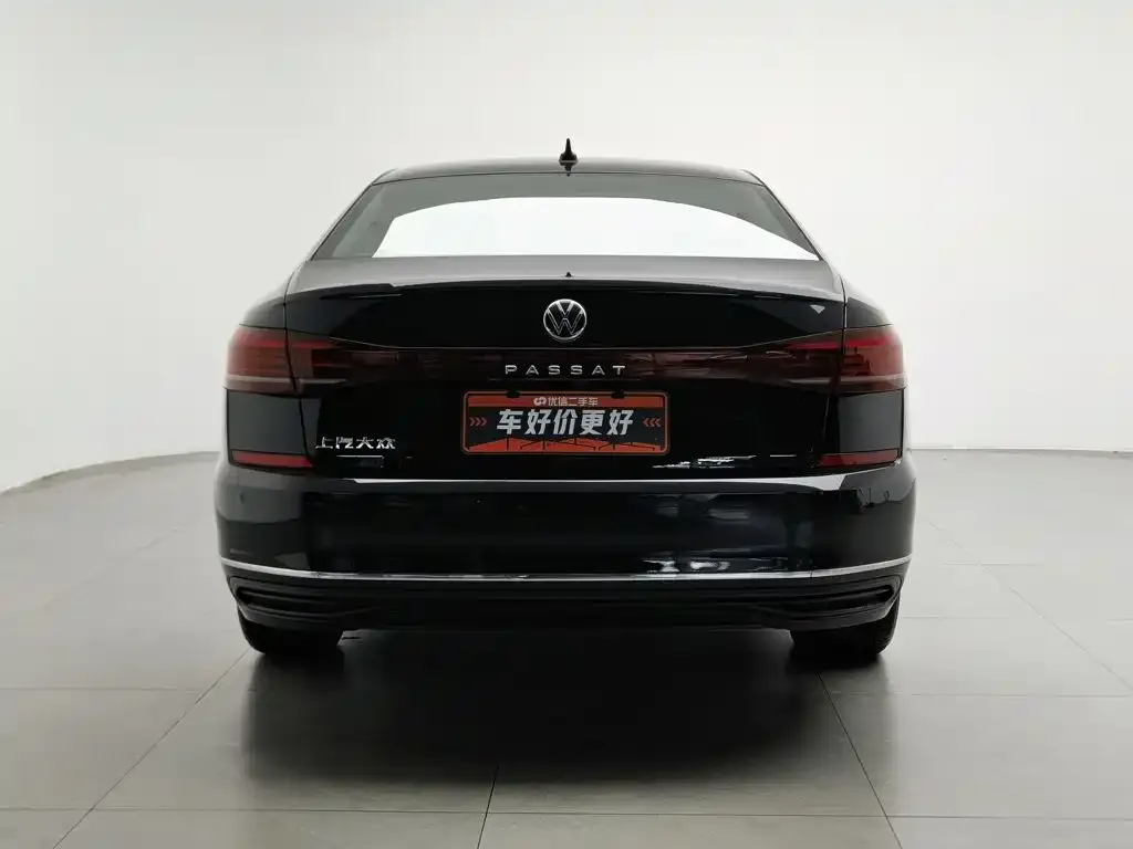 Volkswagen Passat — фото 5