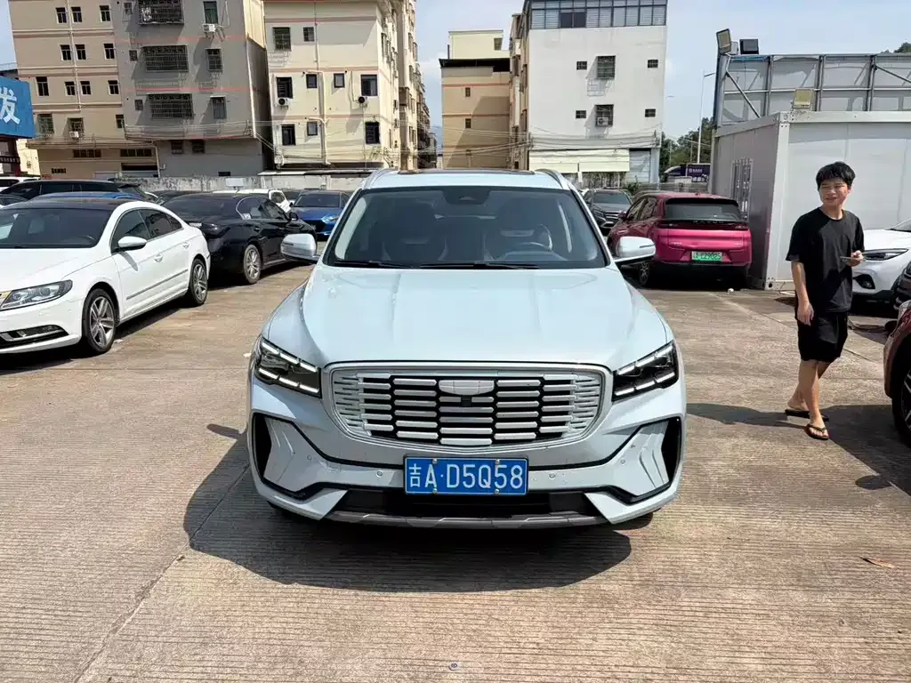 Geely Xingyue L — фото 1