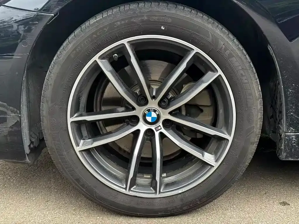 BMW 5 Series — фото 3