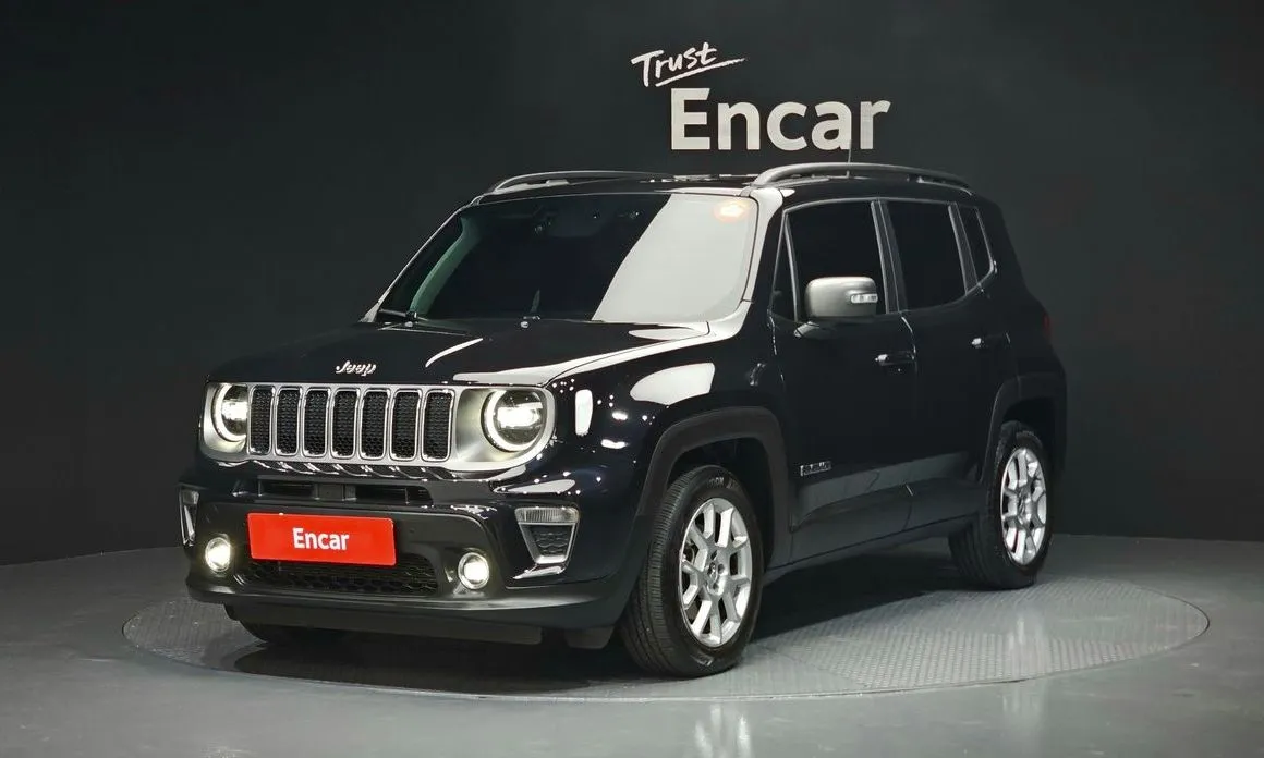 Jeep Renegade — фото 1