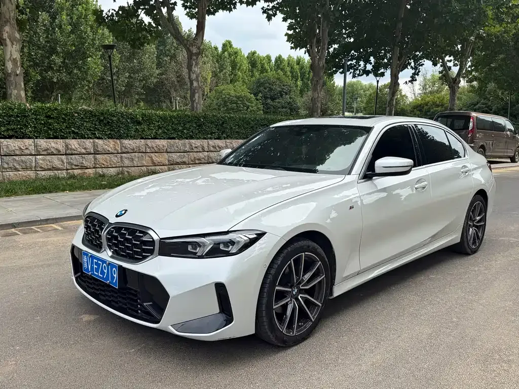 BMW 3 Series — фото 1