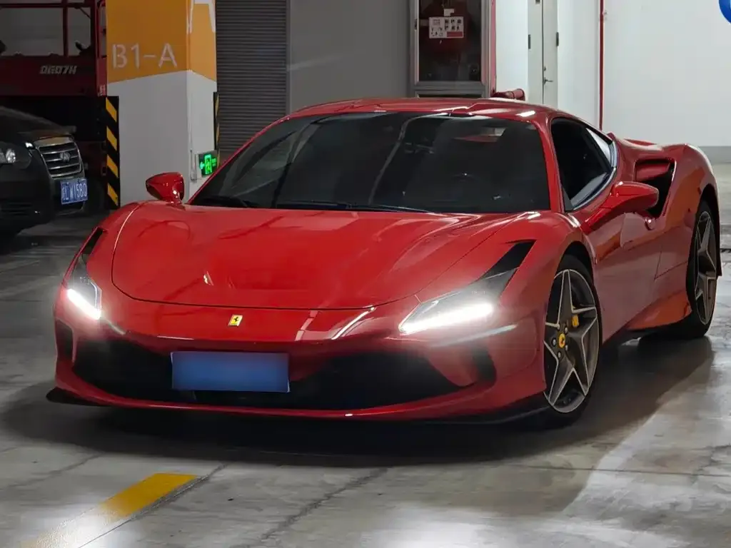 Ferrari F8 — фото 1